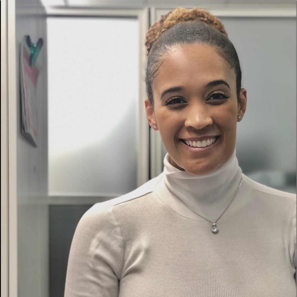 Meet your Posher, Marissa🥳